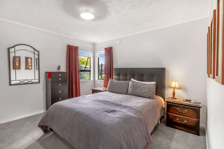 2d Woodfield Avenue Roslyn_10