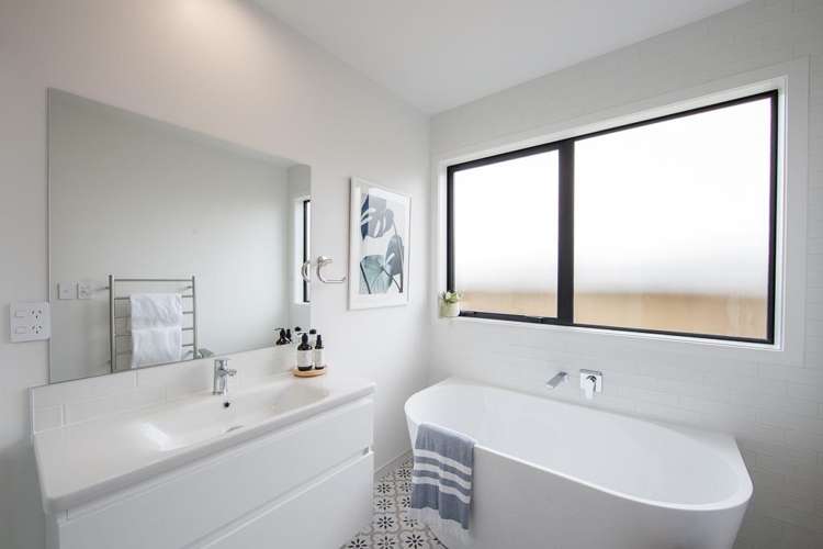 211 Adler Drive Ohauiti_6