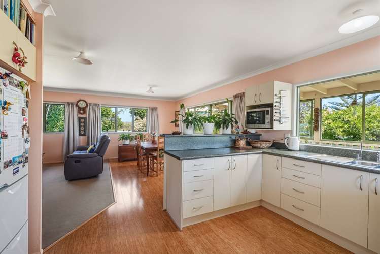 28 Mangatete Heights Kaingaroa_9