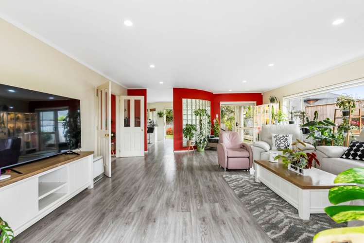 12 San Ambrosio Rise Henderson_2