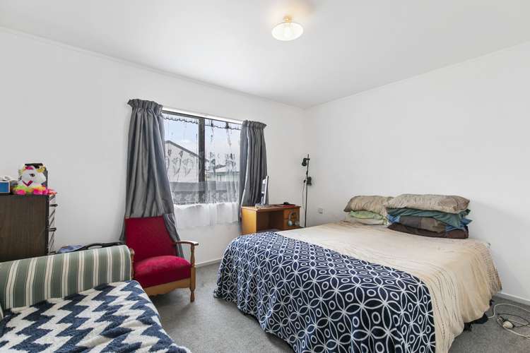 2/4 Maplesden Drive Clendon Park_4