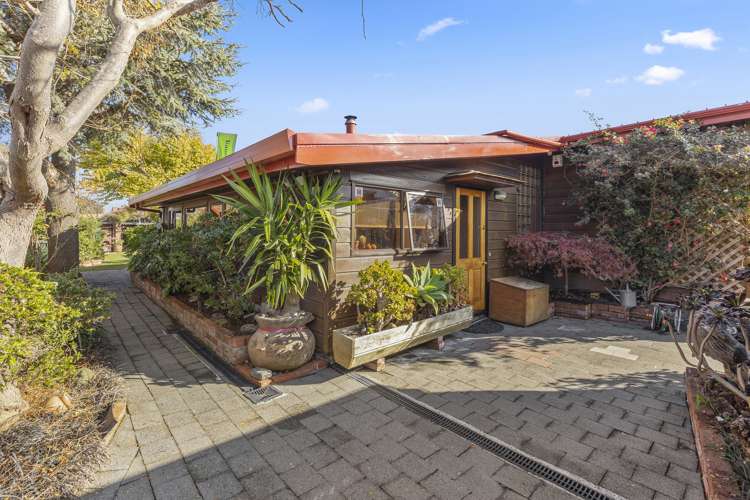 93 Waiwhetu Road Waterloo_14