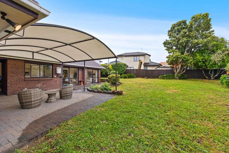 33 Voltaire Court Botany Downs_14