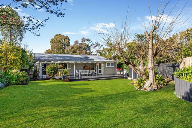 21&23 Atkinson Road Titirangi_3