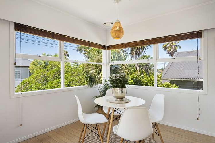 1a Coronation Street Belmont_24