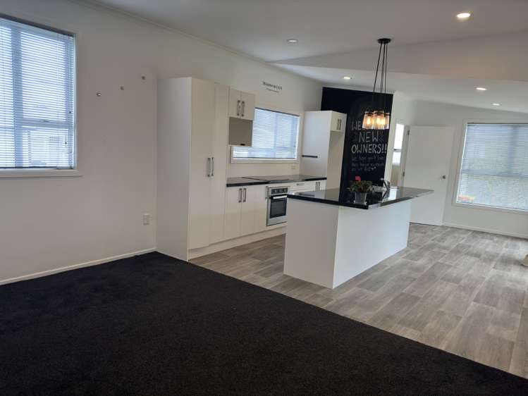 9 Morrissey Street Hawera_5