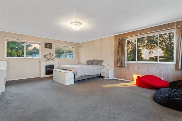 56 Lawrence Crescent Hillpark_13