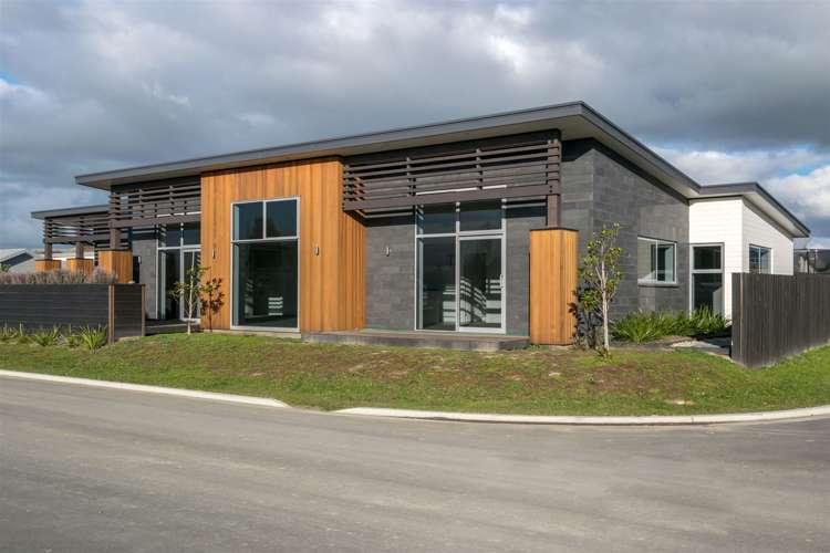 14 Corsair Crescent Burleigh_15