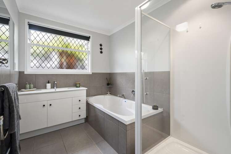 10 Wikiriwhi Crescent Awapuni_10