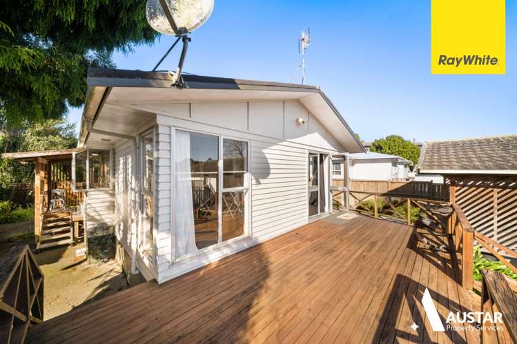  77 Riverpark Crescent Henderson_8