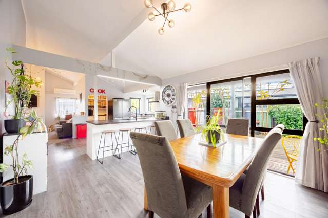 402 Park Road South Akina_1