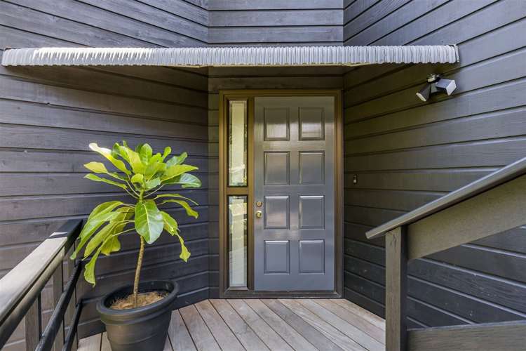 84a Bassett Road Remuera_14