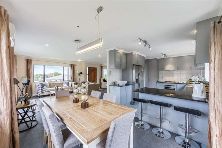 25 Gordon Stanley Drive Massey_2