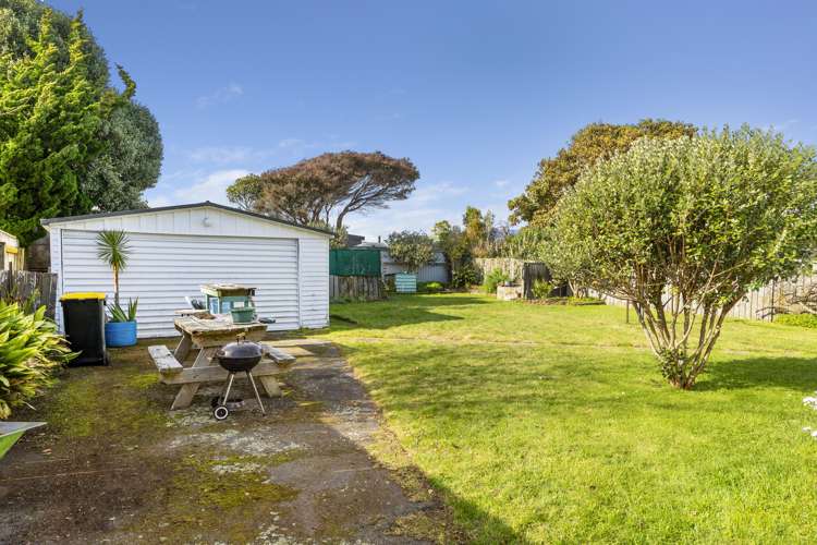 19 Mazengarb Road Paraparaumu Beach_16