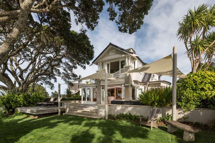 110 Vauxhall Road Narrow Neck_1