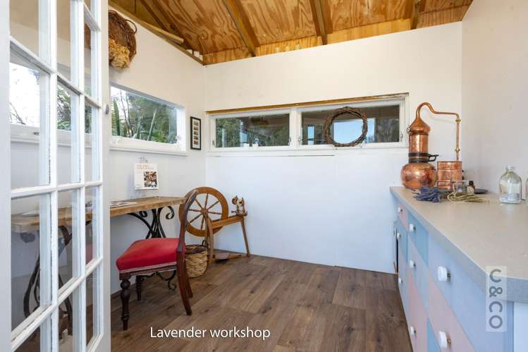 93 Alf Access Road Helensville_6