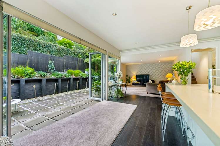 143 Attwood Road Paremoremo_14