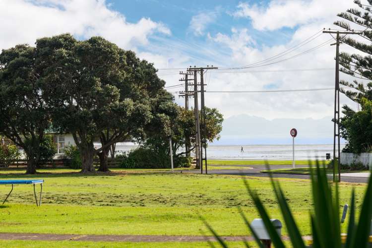 12 Karawa Place Kawakawa Bay_17