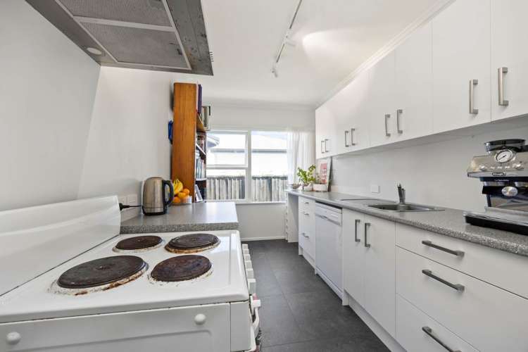 33 Parrish Road Sandringham_7