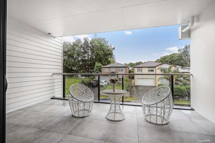 21/11 Carlos Drive Flat Bush_4