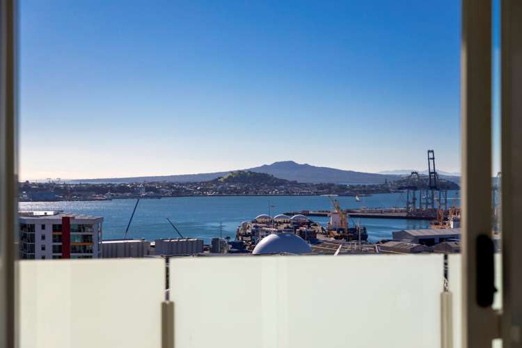 1612/10 Waterloo Quadrant Auckland Central_0