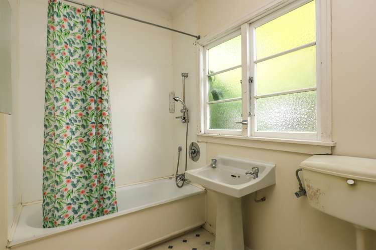 1001 Gordon Road Raureka_7