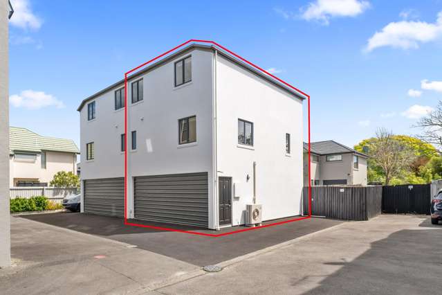 Exceptional Value on the Fringe of the CBD!