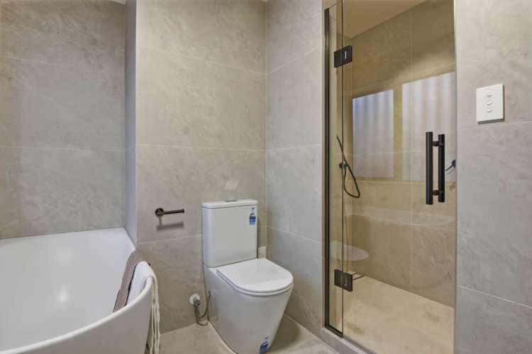 Lot 4/889 Beach Road Waiake Beach_16