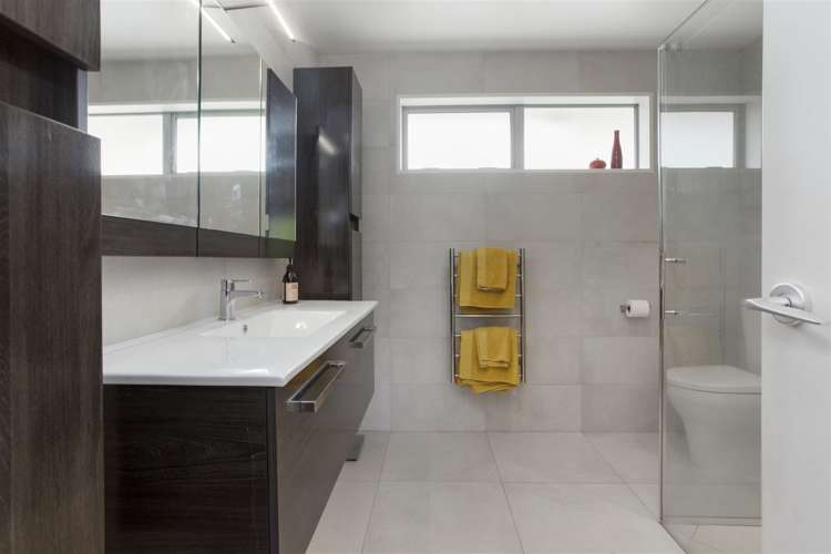 19 Kahawairahi Drive Beachlands_17