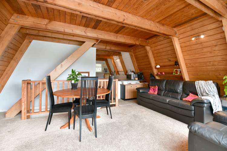 10a Win Grove Hatfields Beach_6