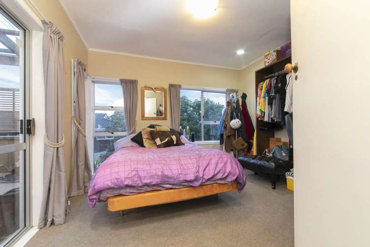 2 Roland Hill Glen Eden_14