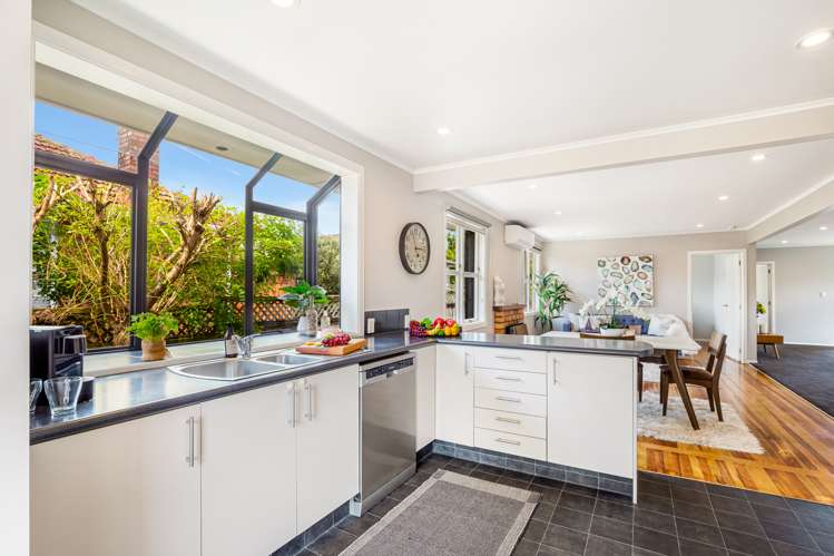 43 Vodanovich Road Te Atatu South_9