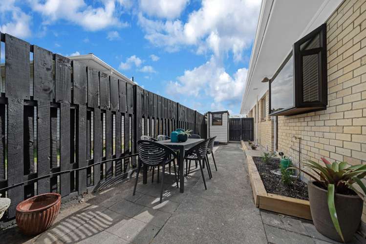 1/52 Butterworth Drive Glendene_18