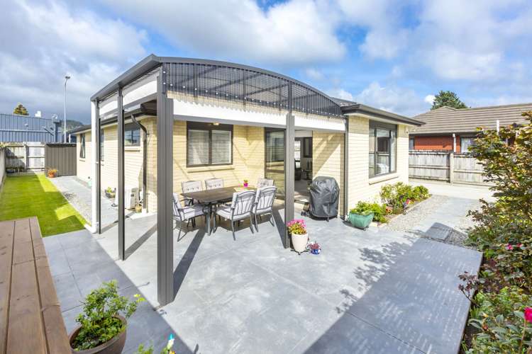 8a Savage Crescent Upper Hutt_16