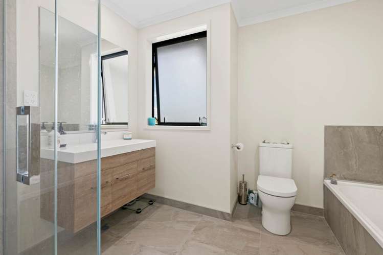 128 Godfrey Drive Orewa_9