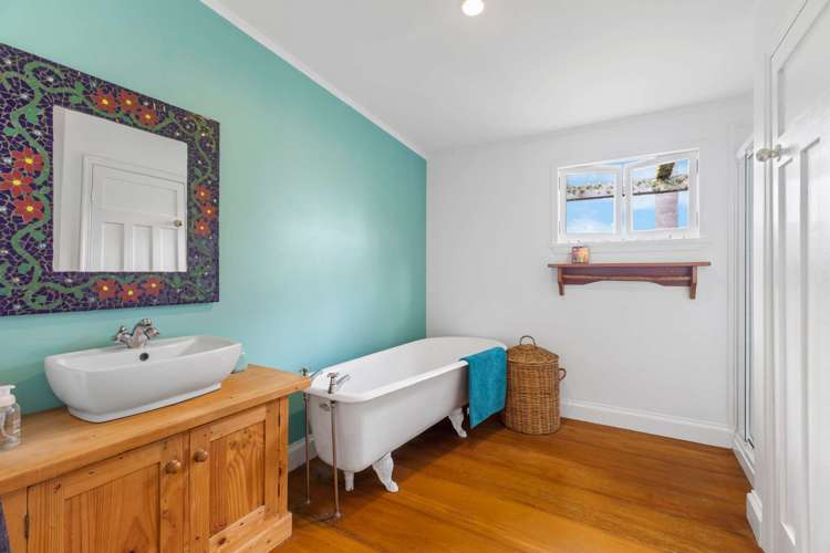 56 Te Pua School Road Helensville_14