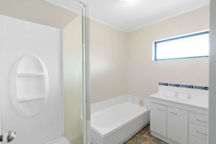 67 Makarini Street Paraparaumu_17