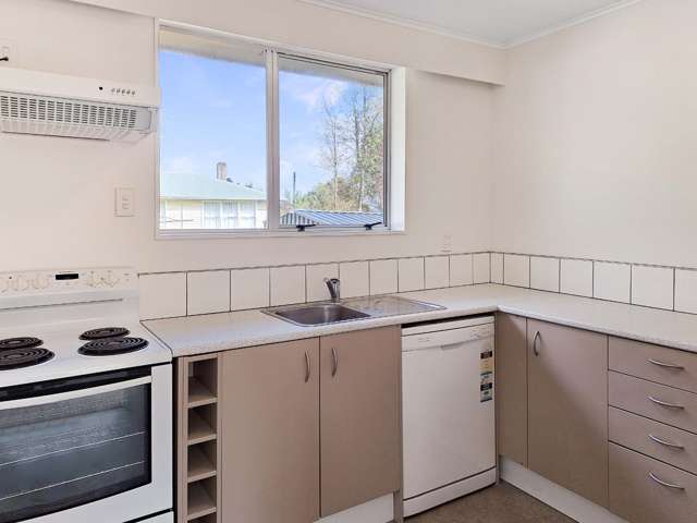 8 Garth Lane 11312_3