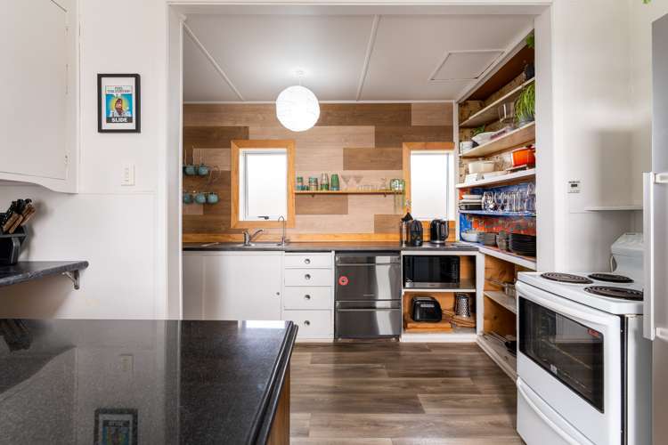 81 Royal Crescent Saint Kilda_18