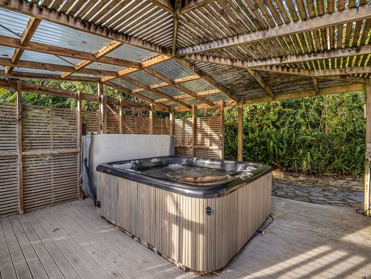 35 Adams Road Thornton Bay_23