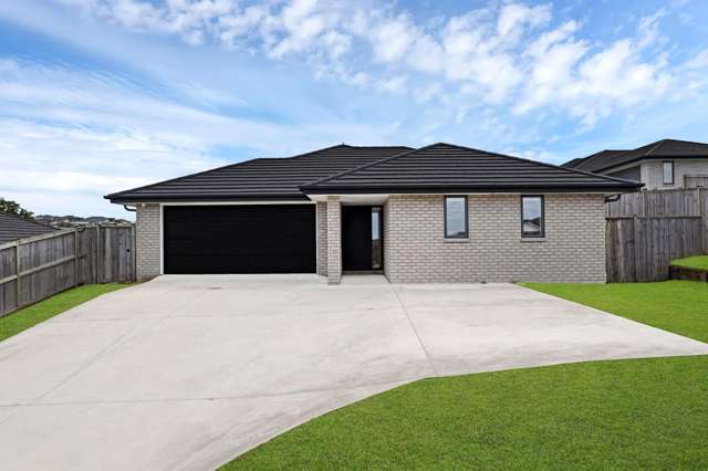 **Charming Family Home with Big Section**