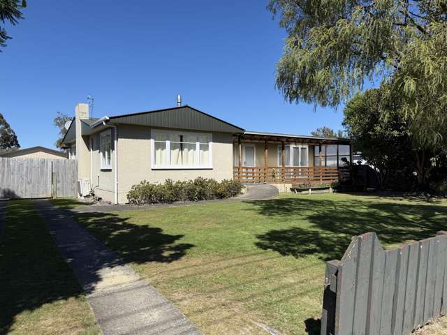 Great family home on 1/4 acre