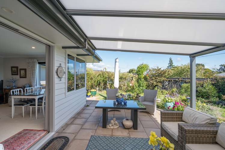 58 Fairose Drive Richmond_22