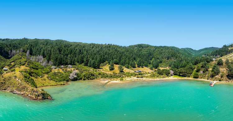 528 Oyster Bay Marlborough Sounds_41