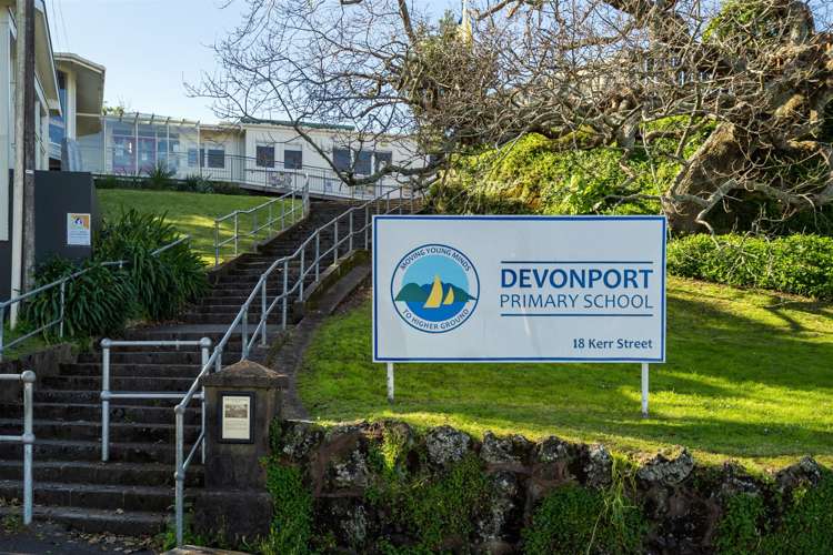 11 Sinclair Street Devonport_16