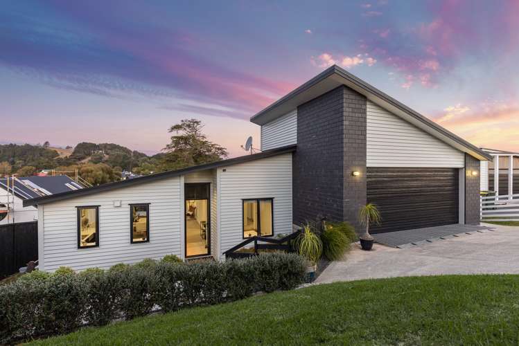 31 Laly Haddon Place Matakana_0