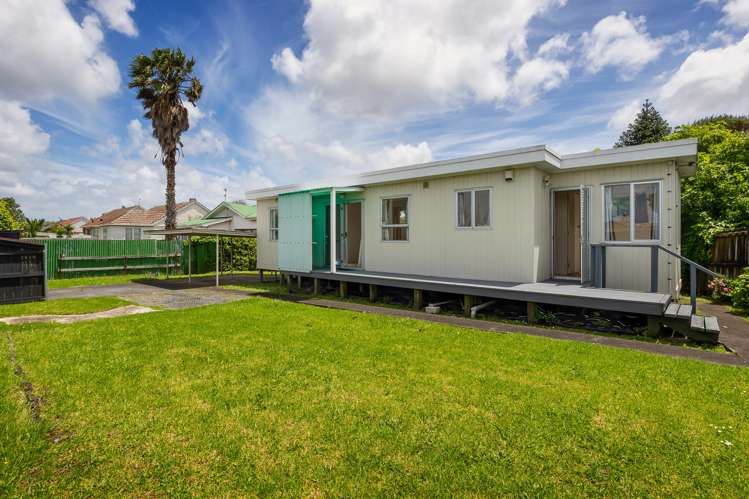 1 Ash Street Avondale_13