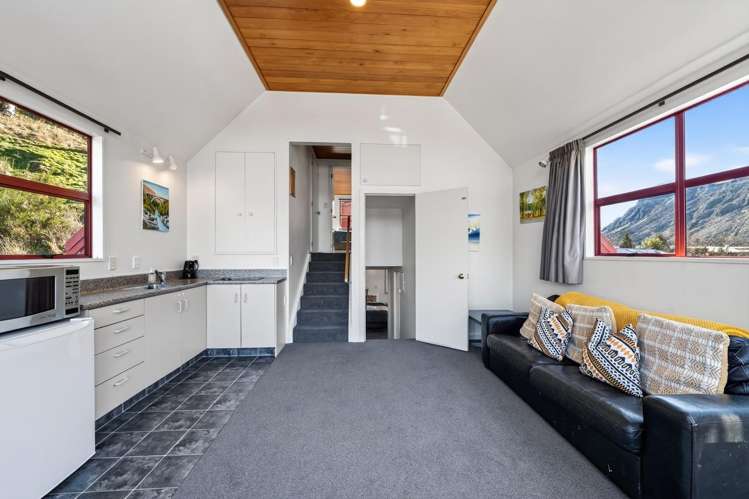 8B Kiely Lane Queenstown_19