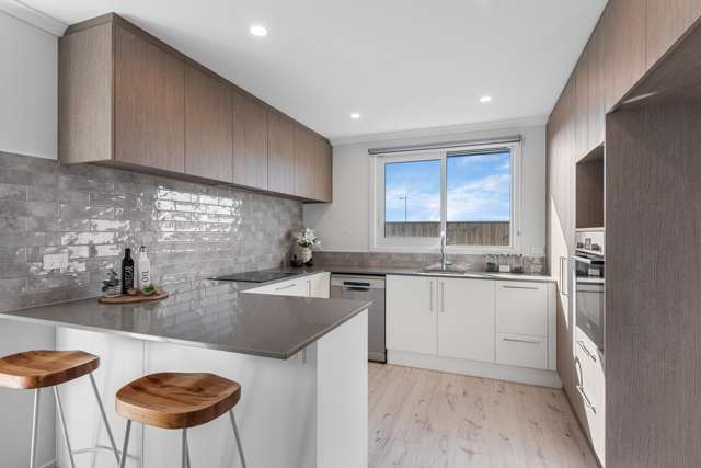 181 Falcons View Drive Rolleston_4