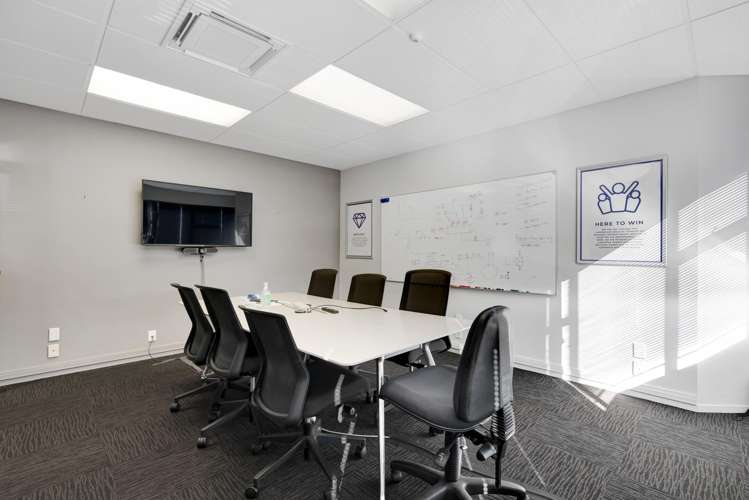 214 Devon Street East New Plymouth_12